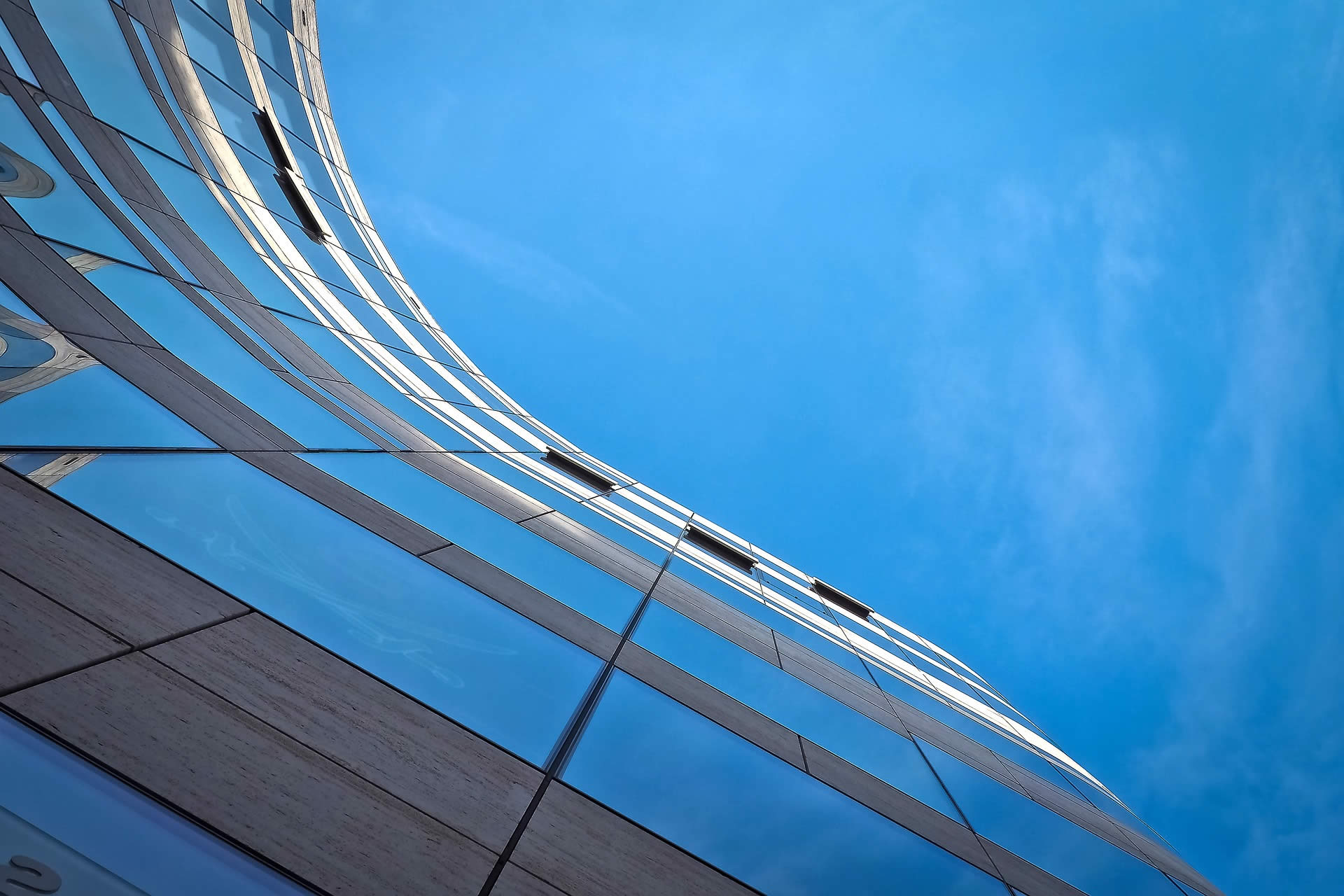 欧美熟妇偷人电影